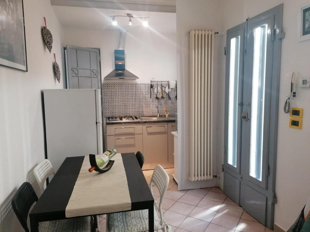 La Casina Giramondo Di Ele Viareggio Dış mekan fotoğraf